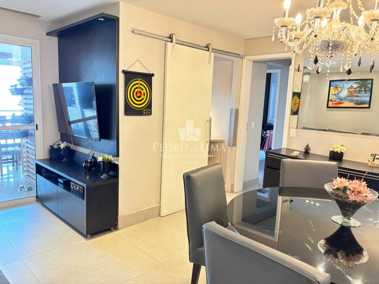 Apartamento 106m², 4 quartos 1 suíte, 2 vagas e varanda gourmet. Tatuapé Condominium Club