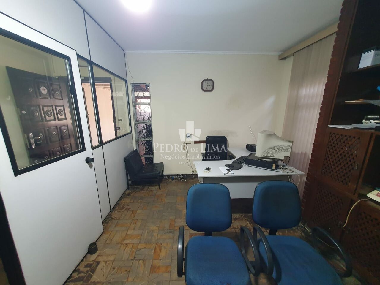 imagem do imovel Casa terrea com 165m2 com 4 quartos, duas salas, 3 banheiros. Terreno com 347m2  ref: TP28497