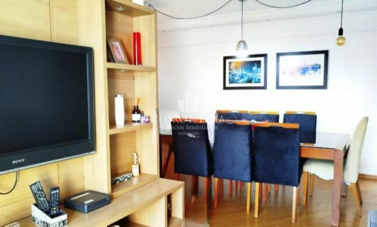Apartamento 3 quartos 1 suíte 1 vaga , 2 banheiros, 90 m² no Tatuapé. Condomínio Piazza Di Spagna.