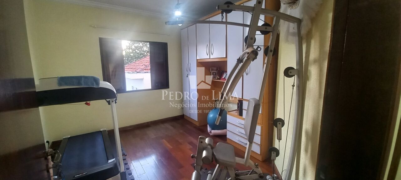 Sobrado com 3 quartos (1 suíte) 4 vagas de garagem - Vila Carrão 