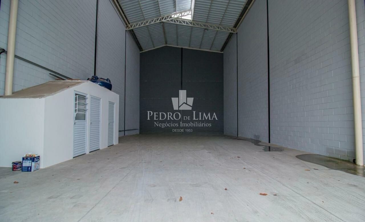 imagem do imovel Galpão 10x21, pé direito 10m, entra caminhão container, rua larga baixo movimento, Vila Prudente ref: TP28546