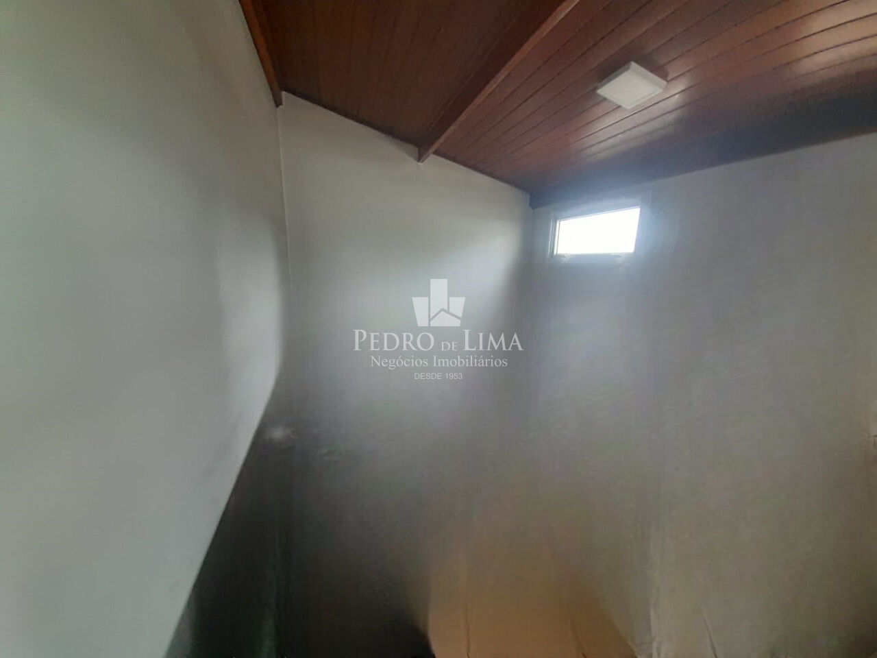 Sobrado Vila Carrao , 6 dormitorios ,3 suites e 5 vagas de garagem 