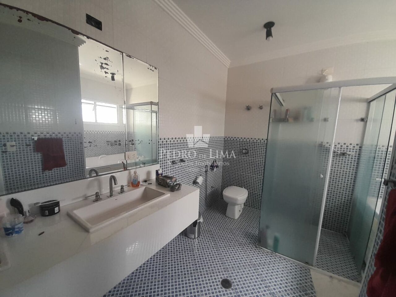 Sobrado Vila Carrao , 6 dormitorios ,3 suites e 5 vagas de garagem 