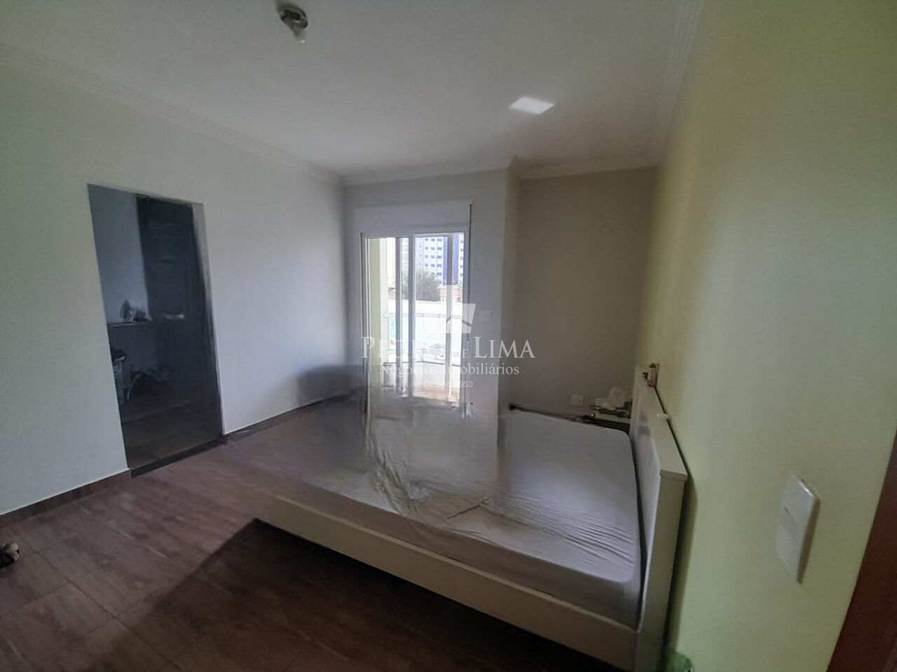 Sobrado Vila Carrao , 6 dormitorios ,3 suites e 5 vagas de garagem 