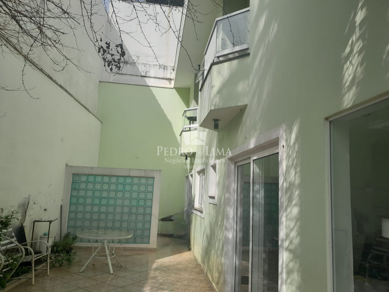 imagem do imovel Sobrado Vila Carrao , 6 dormitorios ,3 suites e 5 vagas de garagem  ref: TP28587