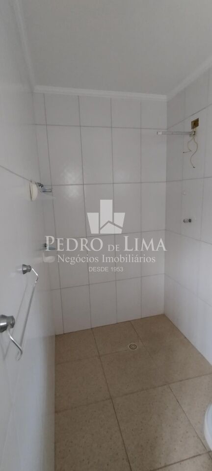 Salão Comercial e 2 casas assobradada com 1 quarto cada - Sapopemba