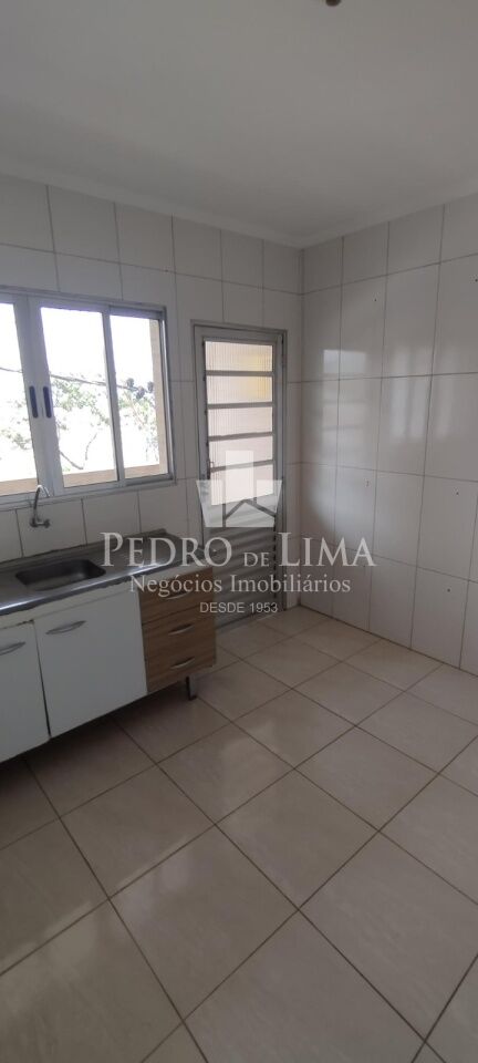 Salão Comercial e 2 casas assobradada com 1 quarto cada - Sapopemba