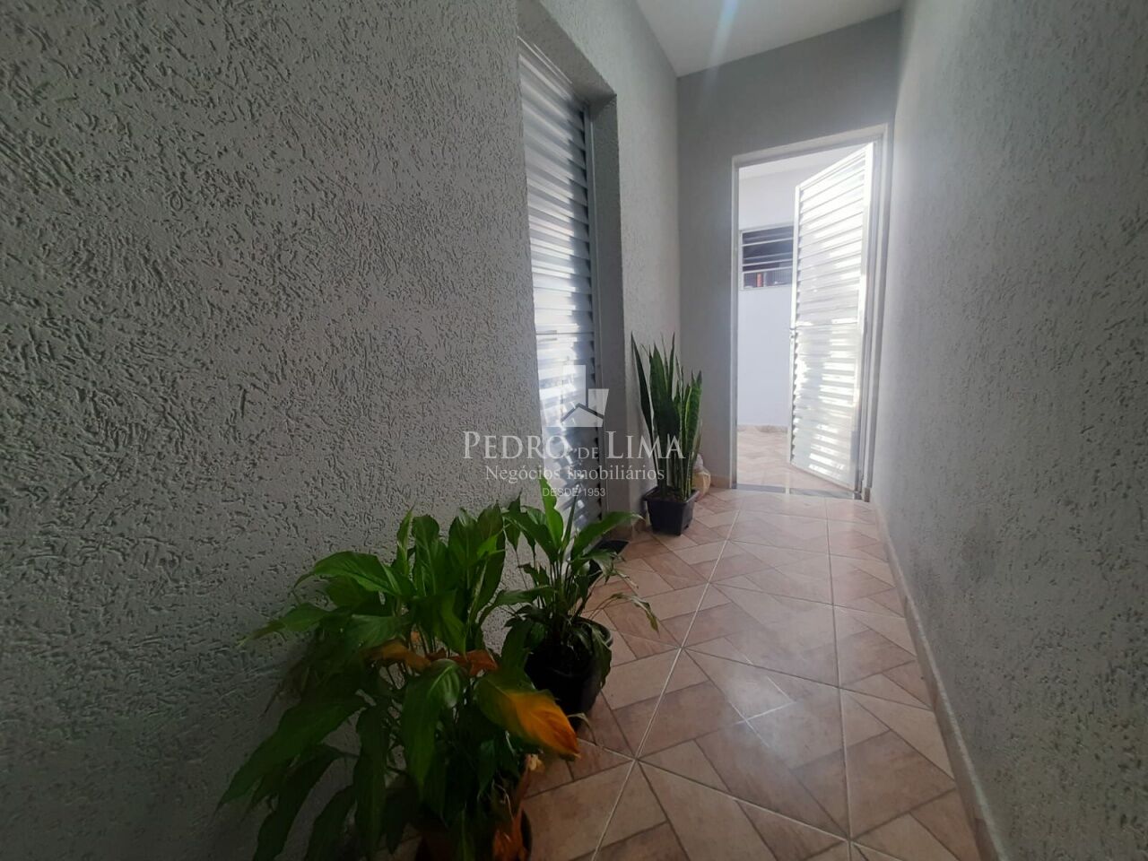 Salão Comercial e 2 casas assobradada com 1 quarto cada - Sapopemba