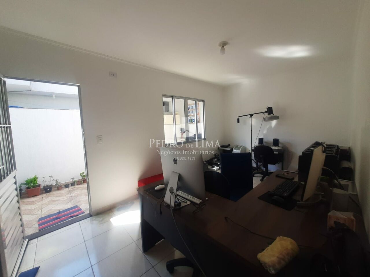 imagem do imovel Salão Comercial e 2 casas assobradada com 1 quarto cada - Sapopemba ref: TP28690