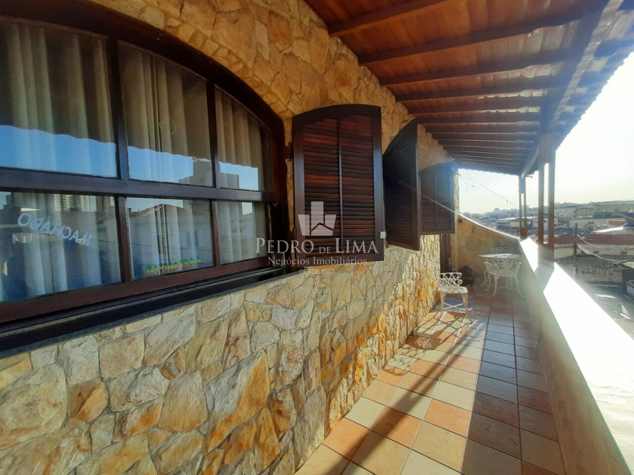 imagem do imovel Casa de 4 quartos, 1 suíte, 8 vagas, Salão comercial em Vila Ema ref: TP28697