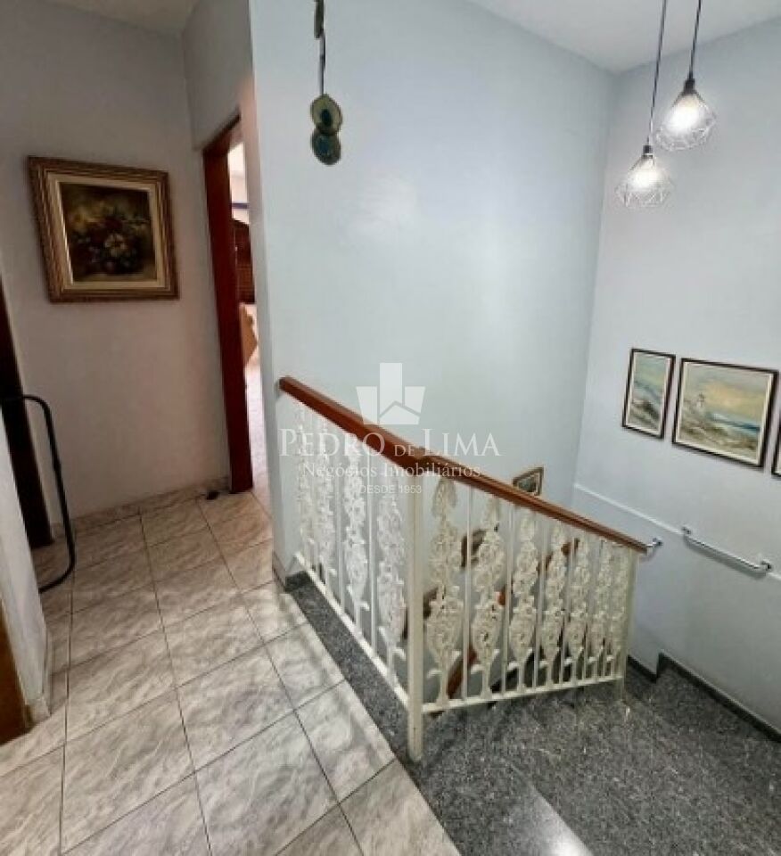 Sobrado Frontal, 4 dormitórios, 1 siíte, 3 vagas Região Vila Ema/São Lucas