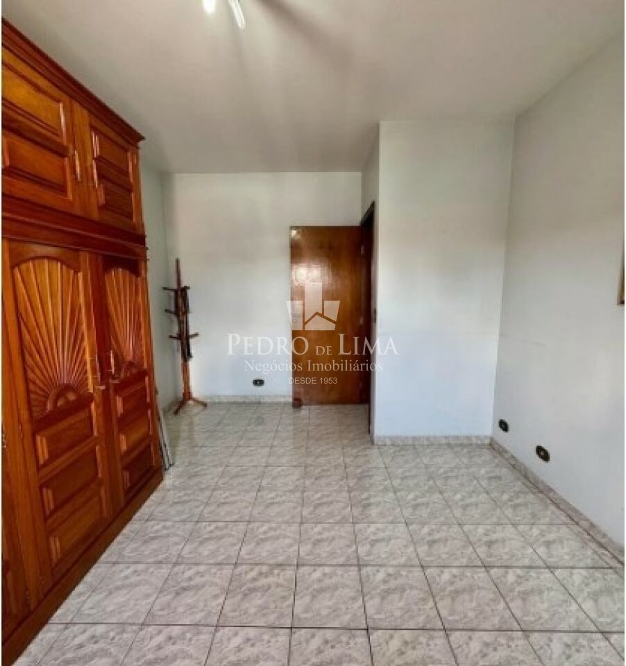 Sobrado Frontal, 4 dormitórios, 1 siíte, 3 vagas Região Vila Ema/São Lucas