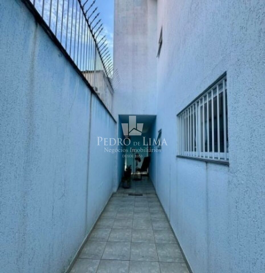 Sobrado Frontal, 4 dormitórios, 1 siíte, 3 vagas Região Vila Ema/São Lucas
