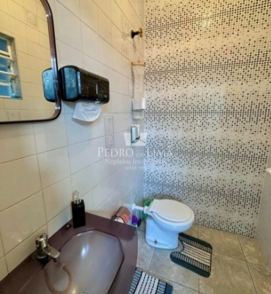 Sobrado Frontal, 4 dormitórios, 1 siíte, 3 vagas Região Vila Ema/São Lucas