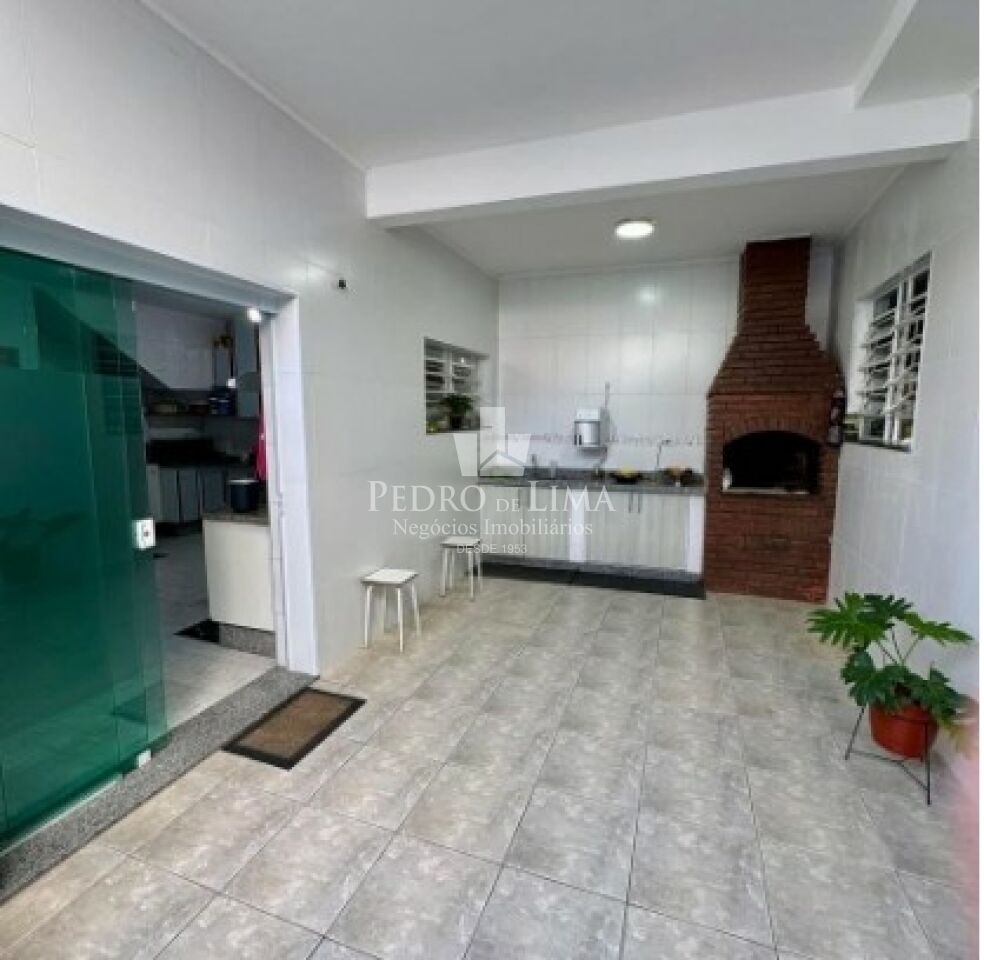 Sobrado Frontal, 4 dormitórios, 1 siíte, 3 vagas Região Vila Ema/São Lucas
