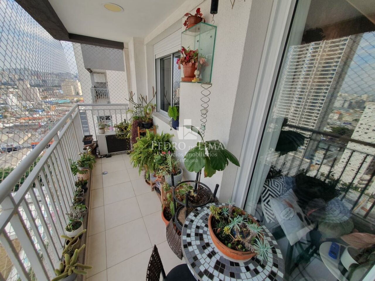 Apartamento 2 quartos, 1 vaga no Brás. Condomínio Portal Centro
