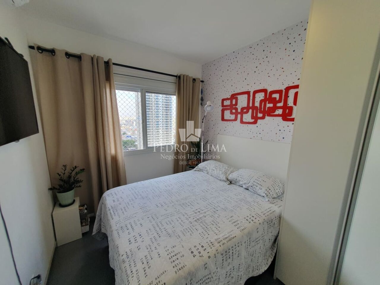 Apartamento 2 quartos, 1 vaga no Brás. Condomínio Portal Centro