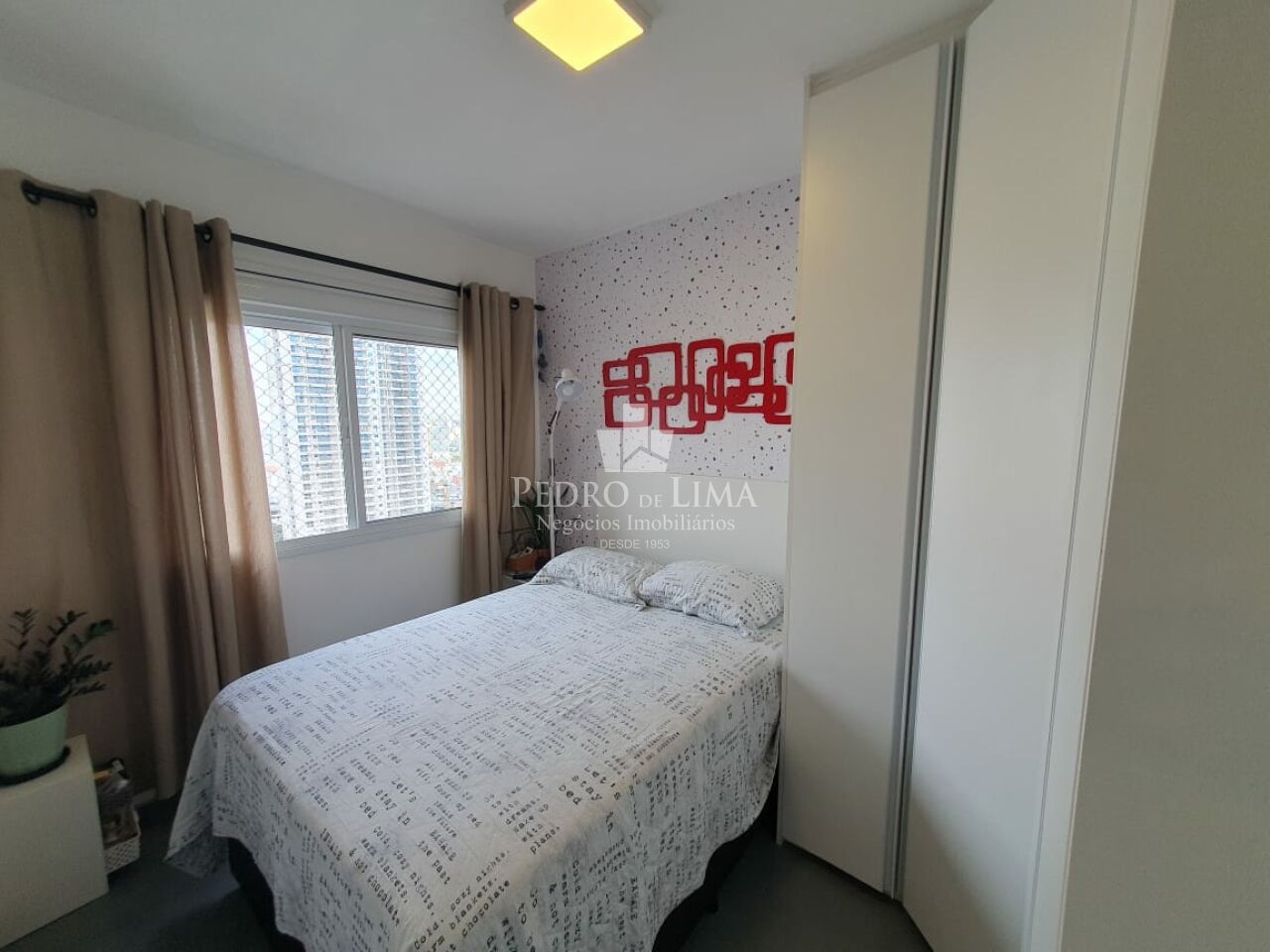 Apartamento 2 quartos, 1 vaga no Brás. Condomínio Portal Centro