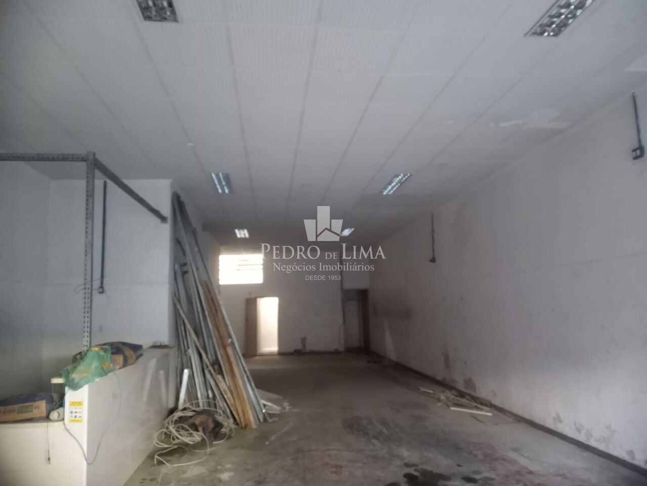 Salão de 116m² no Tatuapé a 660 metros de distância do metrô Carrão