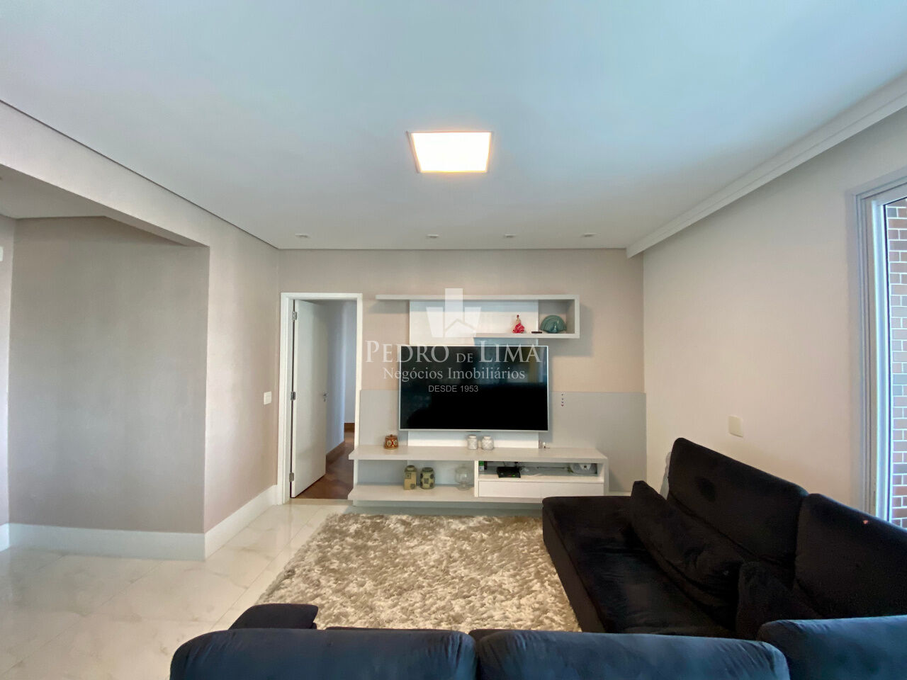 Apartamento 4 quartos  sendo 2 suítes e 4 vagas - Condomínio Maria Montessiori