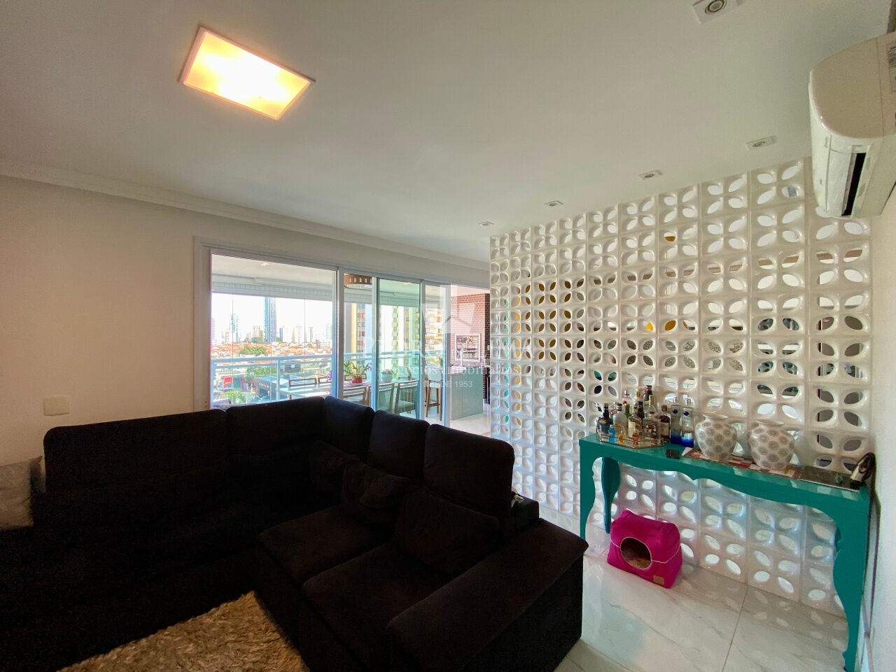 Apartamento 4 quartos  sendo 2 suítes e 4 vagas - Condomínio Maria Montessiori