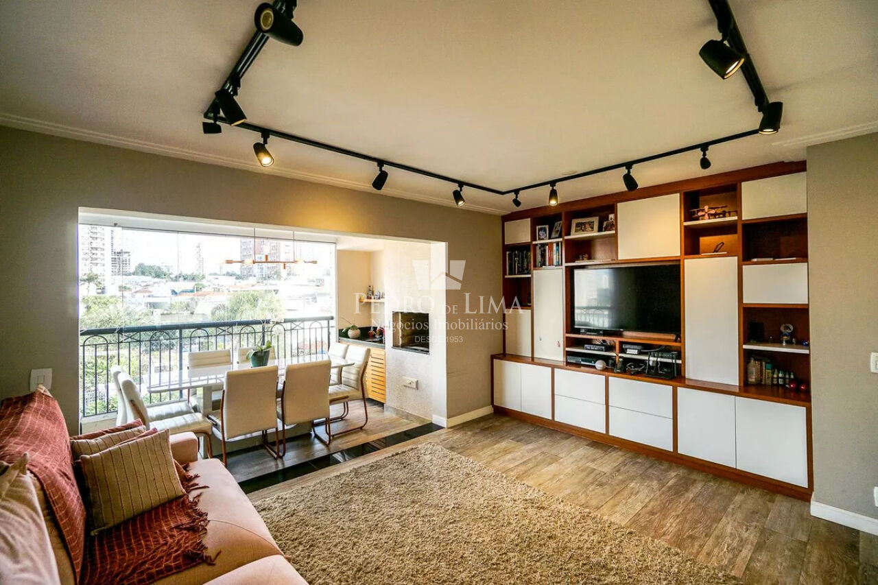 Apartamento no Tatuapé com 95m², 3 quartos com suíte, 2 vagas, varanda gourmet. Condomínio Change