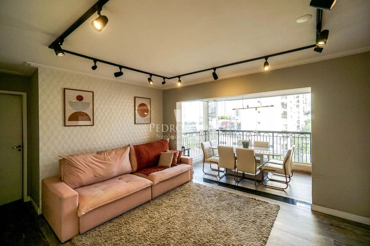 Apartamento no Tatuapé com 95m², 3 quartos com suíte, 2 vagas, varanda gourmet. Condomínio Change
