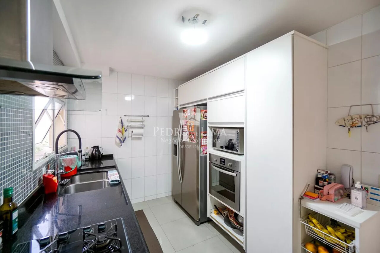 Apartamento no Tatuapé com 95m², 3 quartos com suíte, 2 vagas, varanda gourmet. Condomínio Change