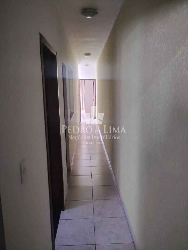 Sobrado com 3 dormitórios, escritório, espaço gourmet e mobiliado no Jardim Hercília