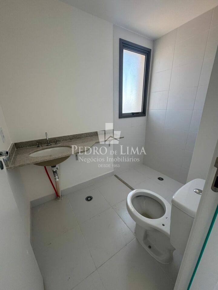 Condomínio Home Resort Penha 3 quartos sendo 1 suíte, 3 banheiros. 2 vagas de garagem