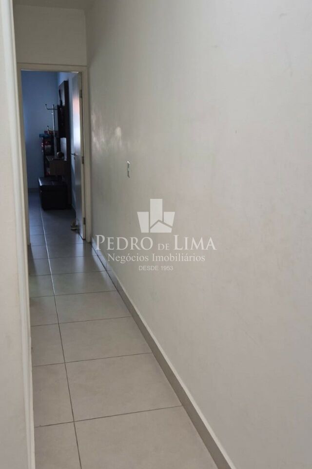 Sobrado na Região da Mooca 3 dormitórios sendo 1 suíte churrasqueira, quintal, 4 vagas de garagem