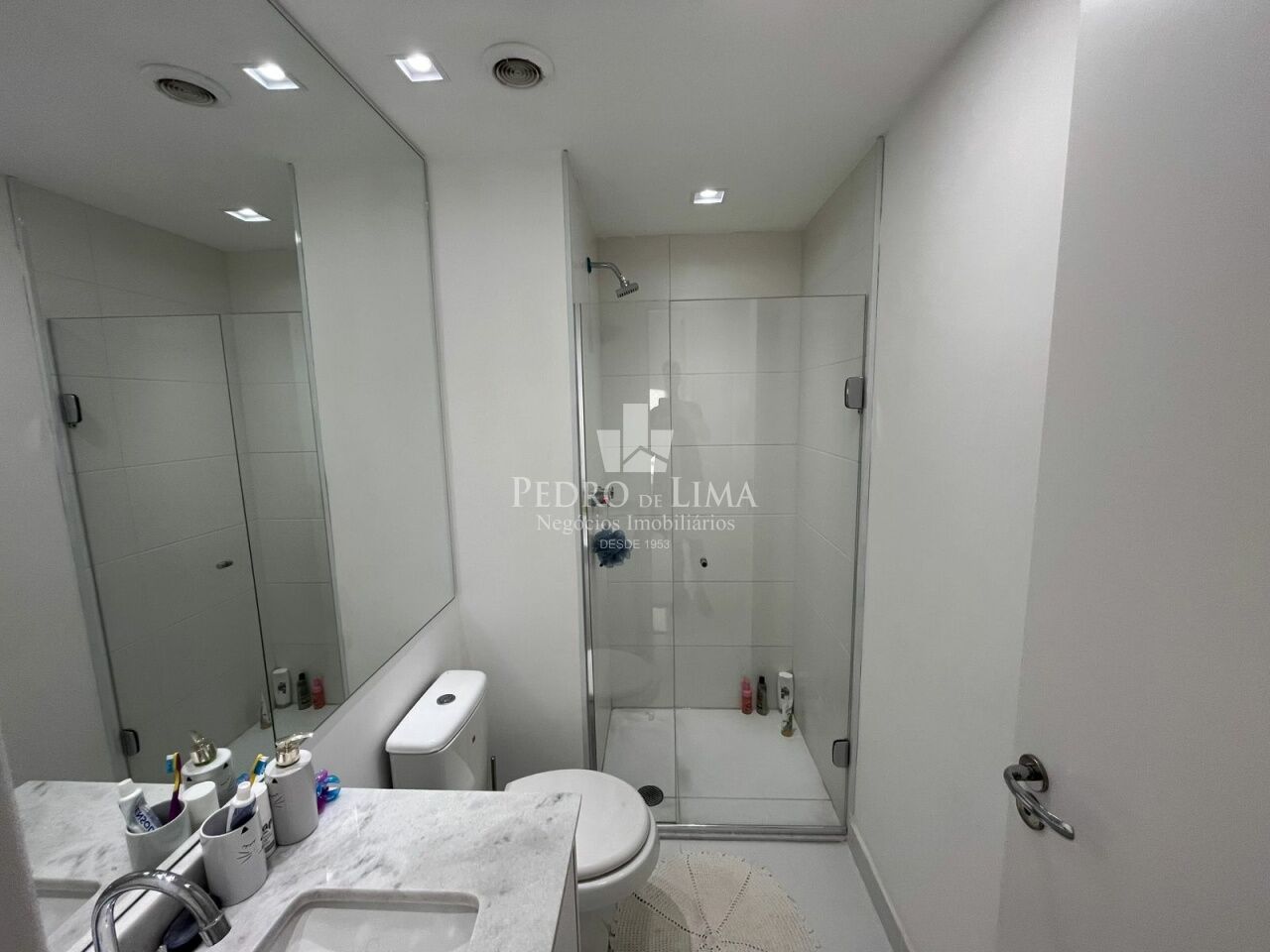 Apartamento 2 dormitórios, 2 suítes, 1 vaga, Novo! Mobiliado!
