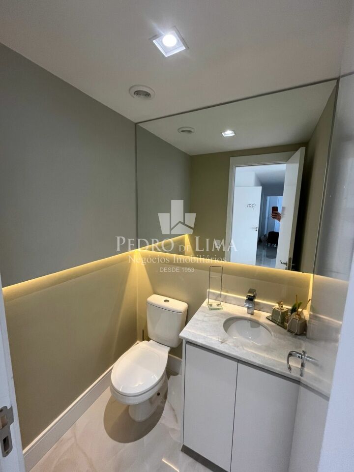 Apartamento 2 dormitórios, 2 suítes, 1 vaga, Novo! Mobiliado!