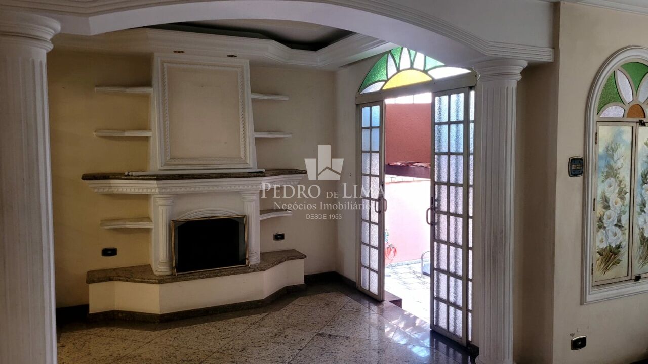 imagem do imovel Sobrado Frontal, contendo 5 vagas, 3 suítes com armários, 2 suítes com sacadas, 3 salas, piscina. ref: TP28836