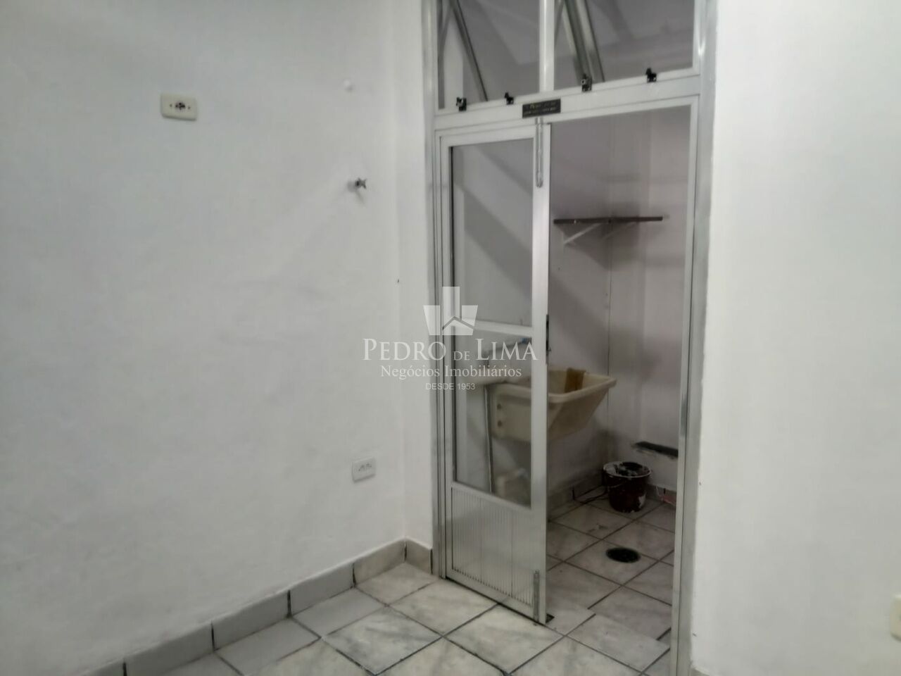 Sobrado Comercial ou Residencial, acessos separados, área útil 234,00 m² 