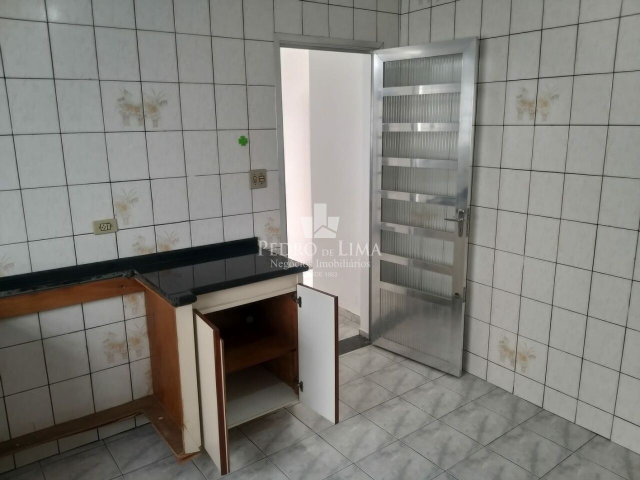 Sobrado Comercial ou Residencial, acessos separados, área útil 234,00 m² 