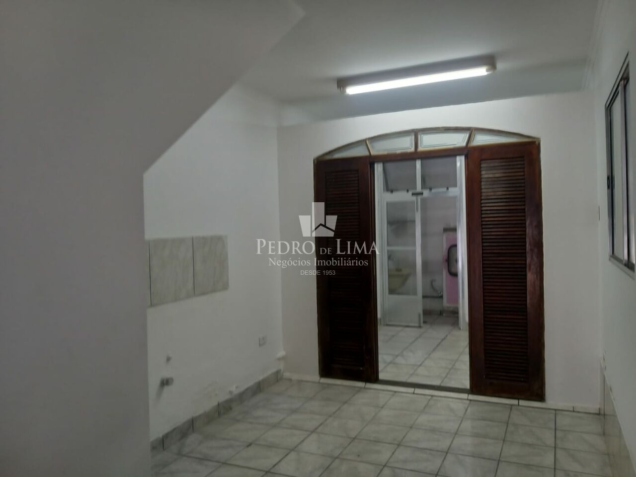 Sobrado Comercial ou Residencial, acessos separados, área útil 234,00 m² 