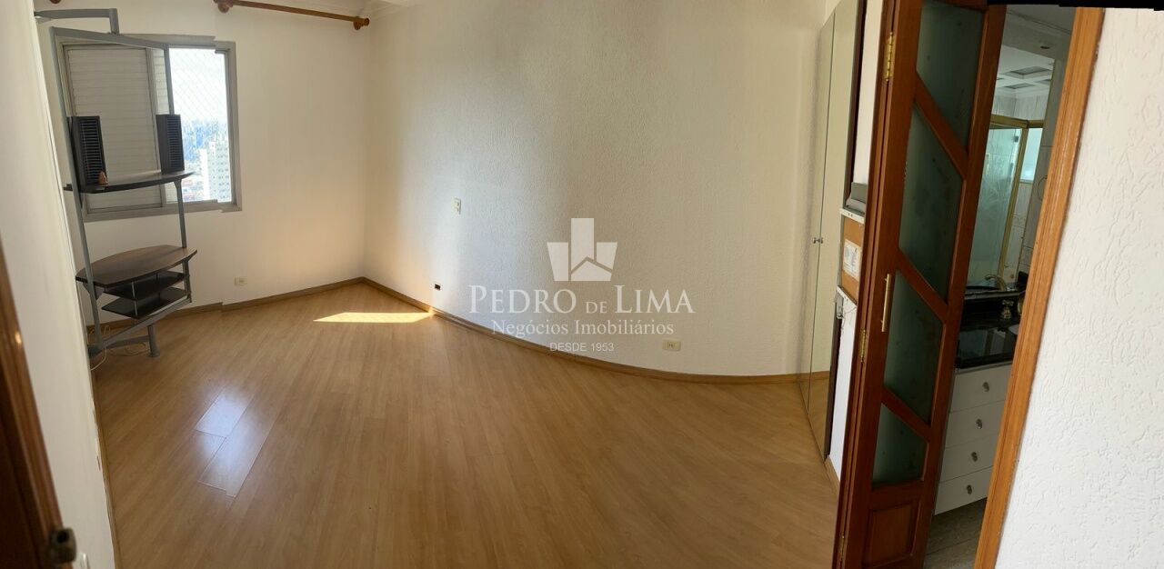 Apartamento 2 Dormitórios, 1 suíte, 1 vaga, na Regente Feijó. Condomínio Vale das Palmas