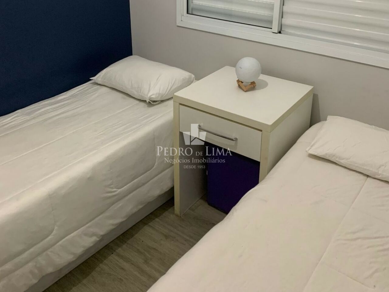 Condomínio Edifício Club Tuiuti 93m², ampla sala, 3 quartos, sendo 1 suíte, 2 vagas de garagem