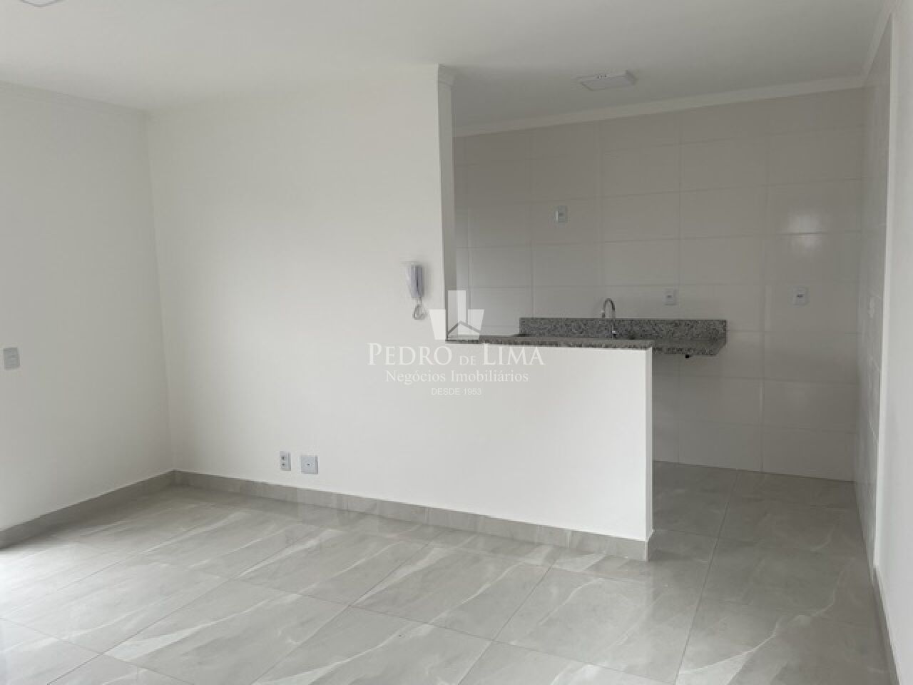imagem do imovel Apartamento 55m com varanda em Artur Alvim. Condomínio Flora IV. ref: TP28894