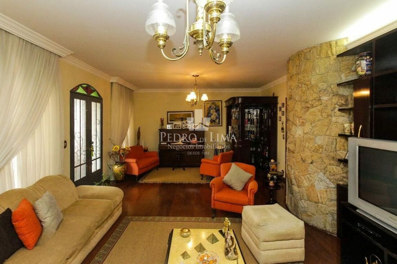 imagem do imovel Casa com 3 quartos, 1 suíte, 5 vagas na Vila Prudente ref: TP28923