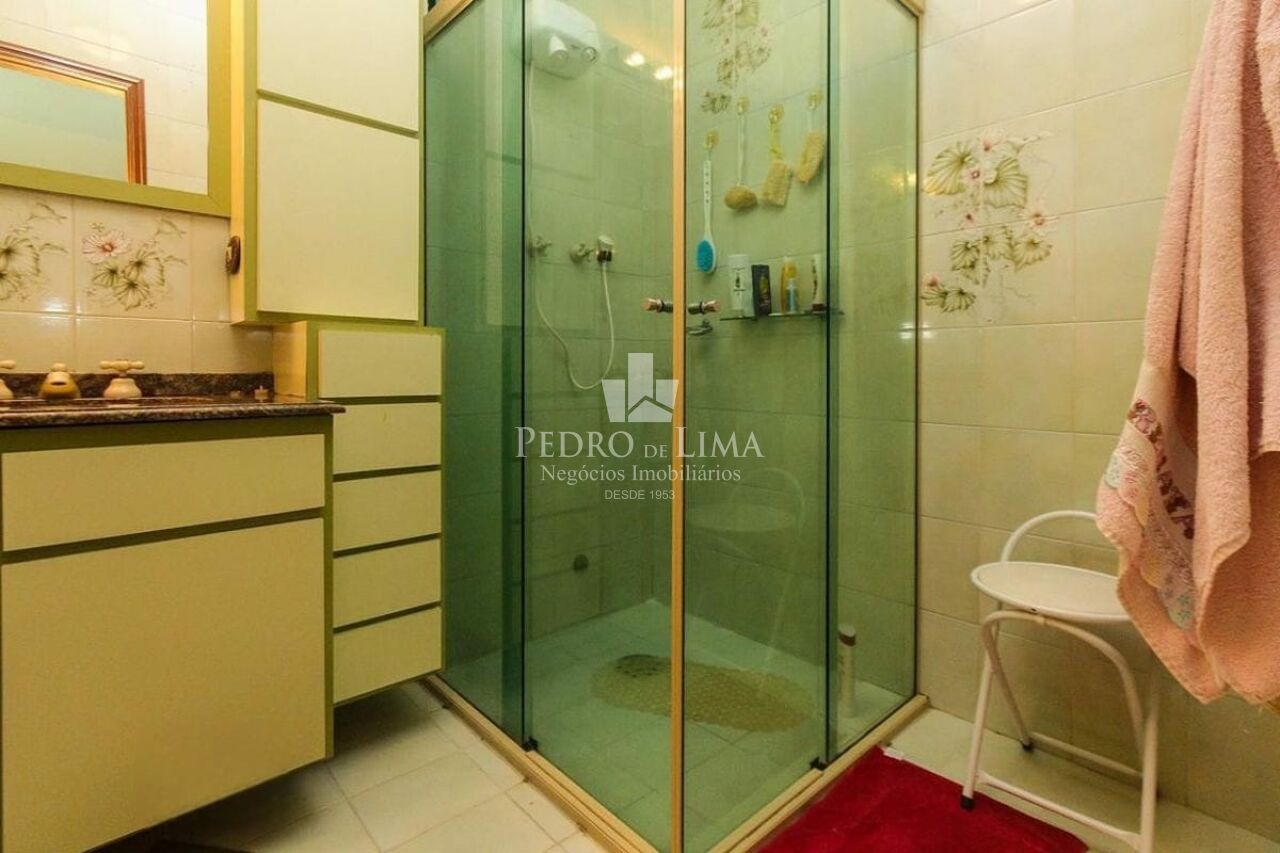 Casa com 3 quartos, 1 suíte, 5 vagas na Vila Prudente