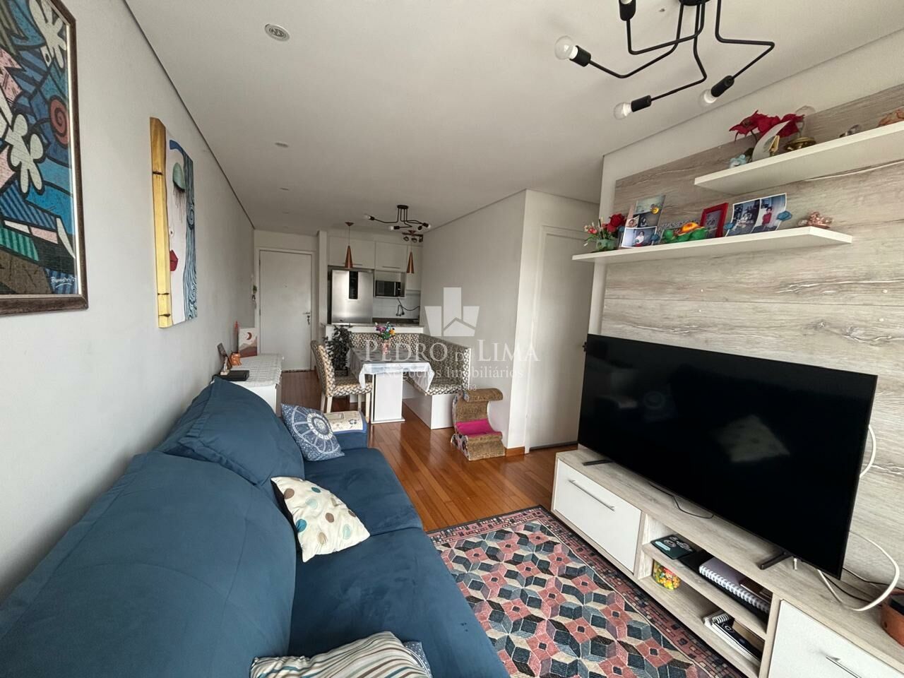 Apartamento com 2 quartos, sacada, 1 vaga fixa e livre no Tatuapé. Condomínio Sunrise