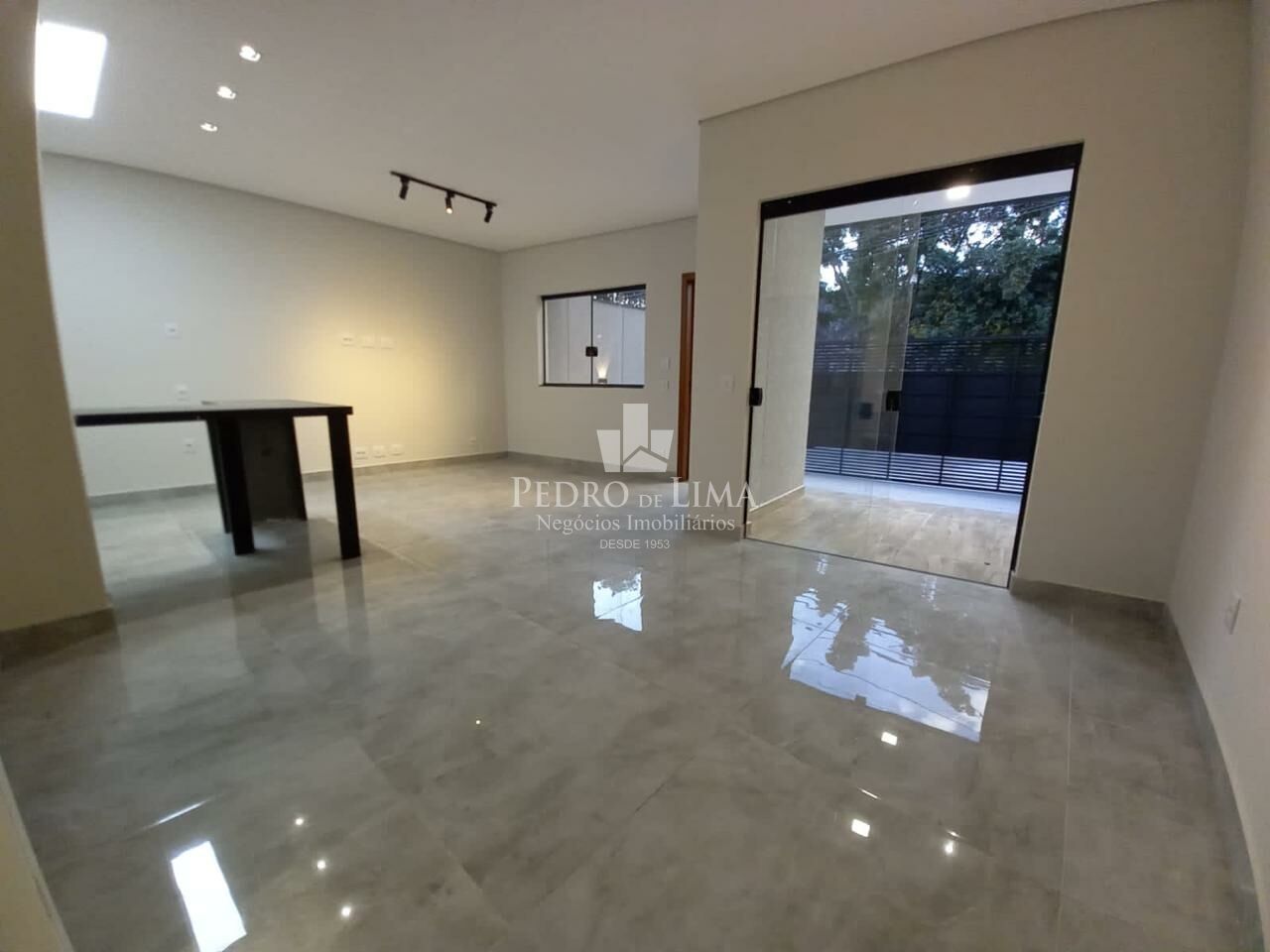 imagem do imovel Sobrado com Espaço Gourmet 3 quartos sendo 3 suítes e 2 vagas de garagem Vila Formosa ref: TP28940