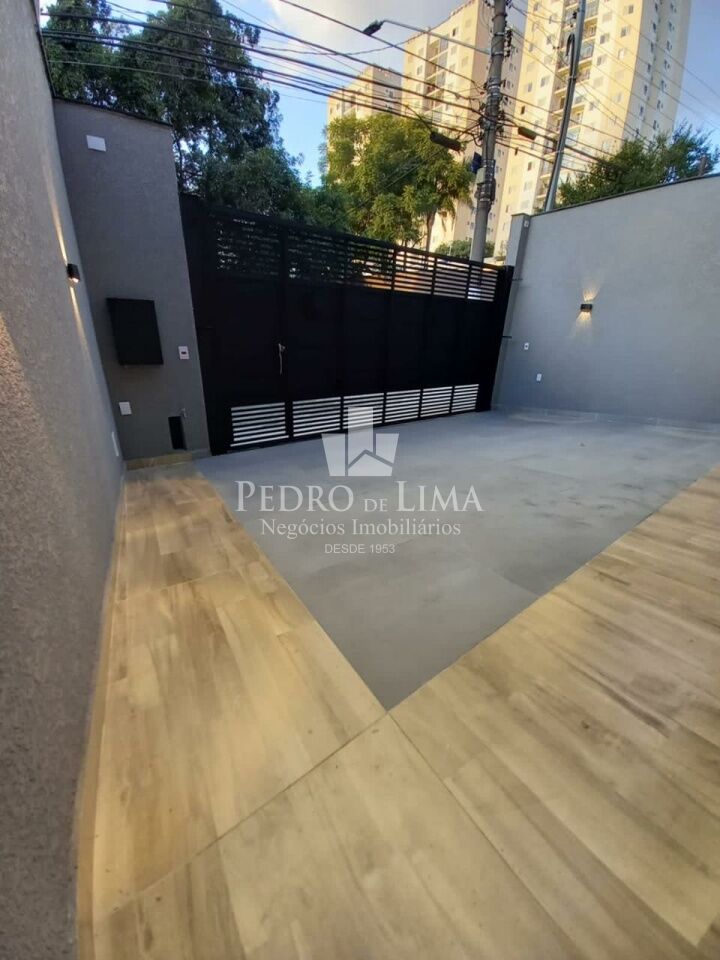 Sobrado com Espaço Gourmet 3 quartos sendo 3 suítes e 2 vagas de garagem Vila Formosa