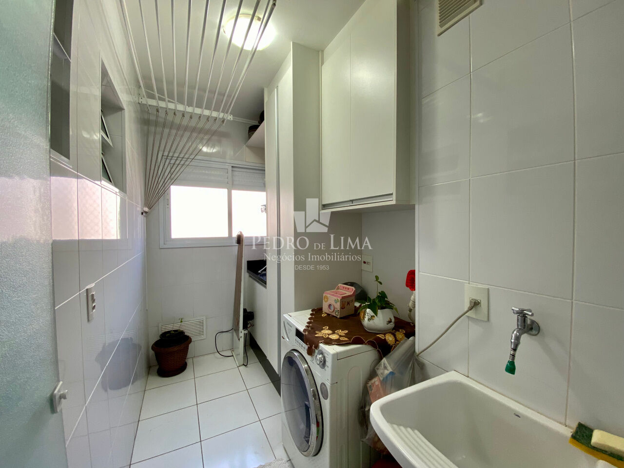 Apartamento 2 quartos sendo 1 suíte com varanda gourmet. Condomínio Gran Quadra San Felipe Giardino 