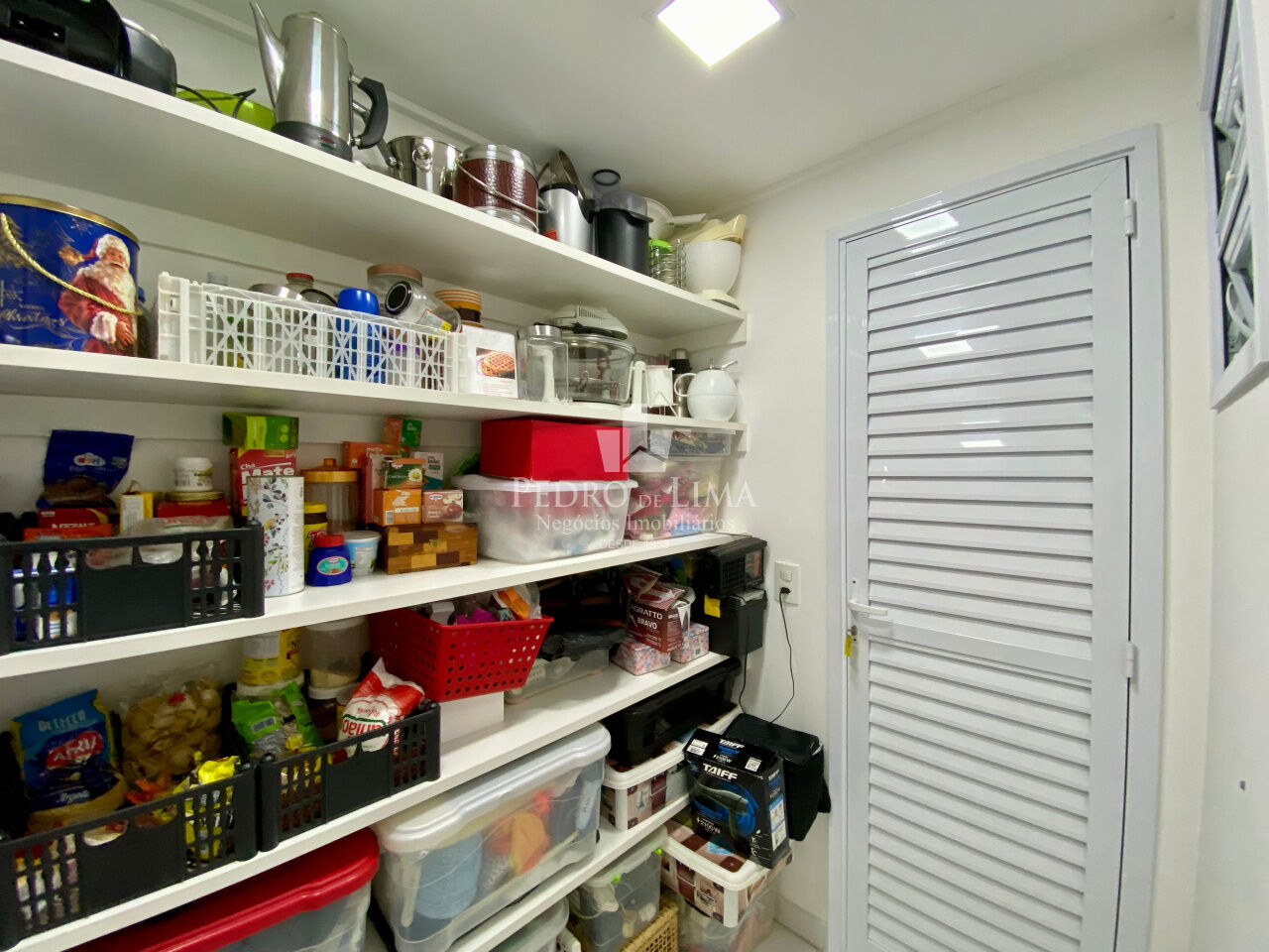 Apartamento 2 quartos sendo 1 suíte com varanda gourmet. Condomínio Gran Quadra San Felipe Giardino 