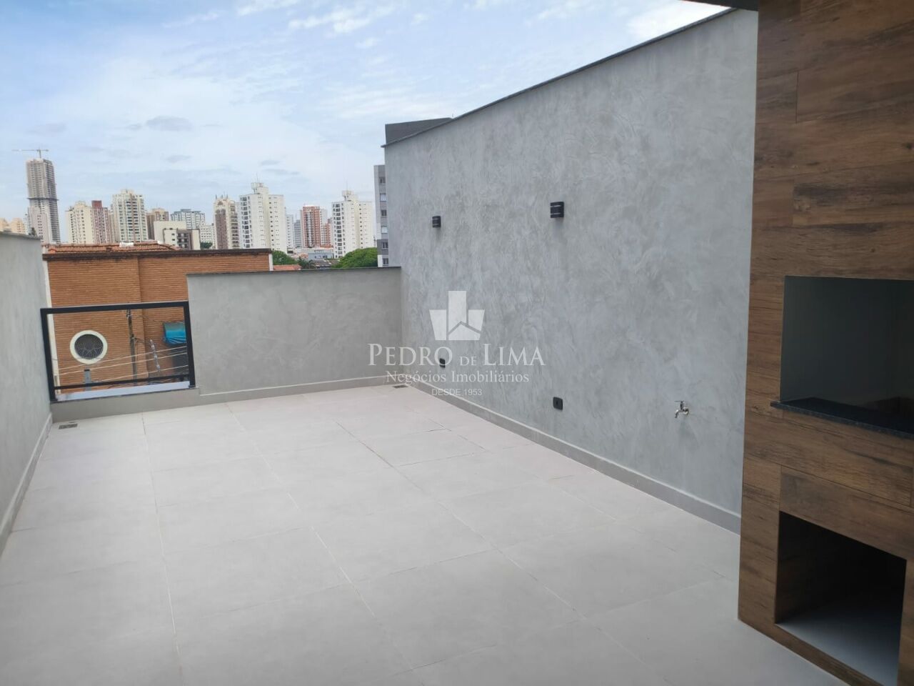 imagem do imovel Sobrado NOVO com 4 quartos sendo 1 suíte, 2 vagas e área gourmet na Mooca ref: TP28957