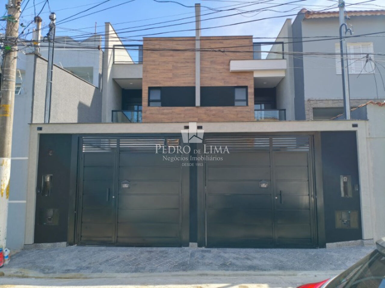 Sobrado NOVO com 4 quartos sendo 1 suíte, 2 vagas e área gourmet na Mooca