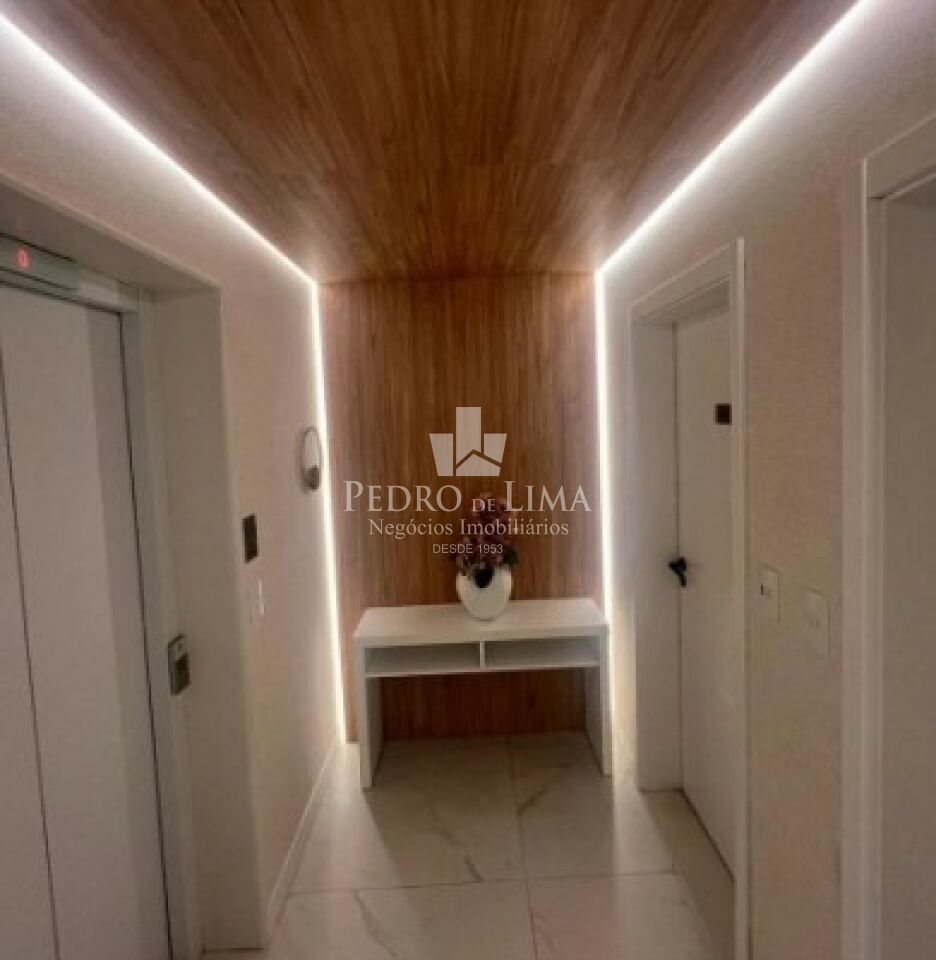 Apartamento 3 suítes, 2 vagas, Condomínio Absoluto.